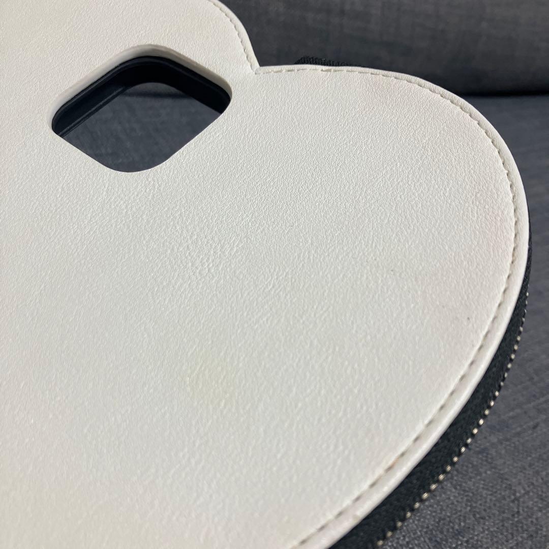 ajew ハート　iPhoneケース