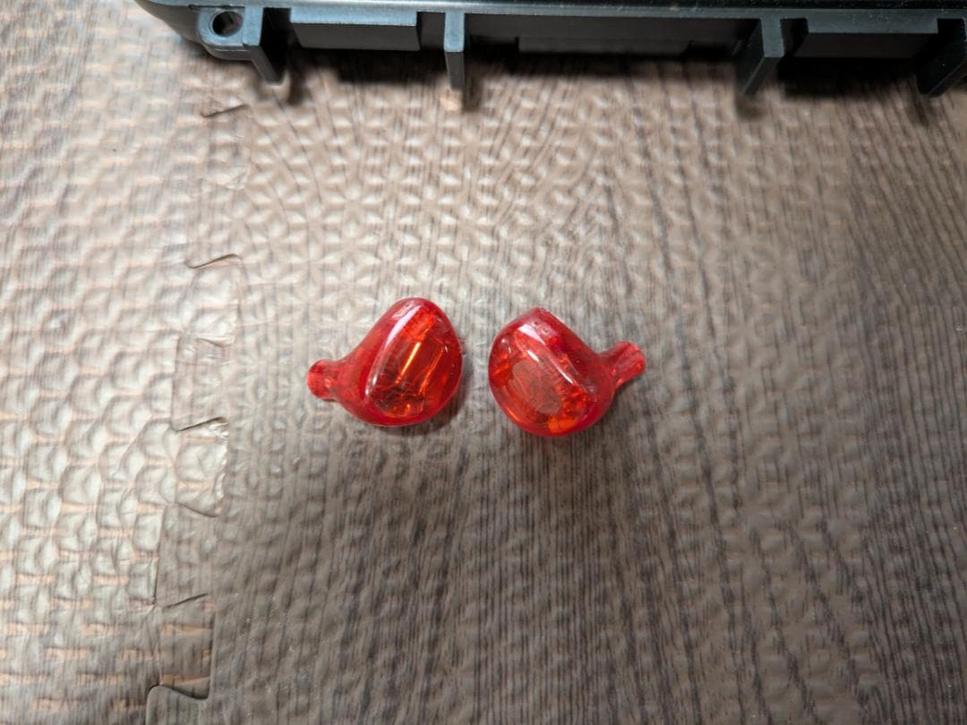 HEIR AUDIO 8.ai 8BA搭載 2pin 有線イヤホン