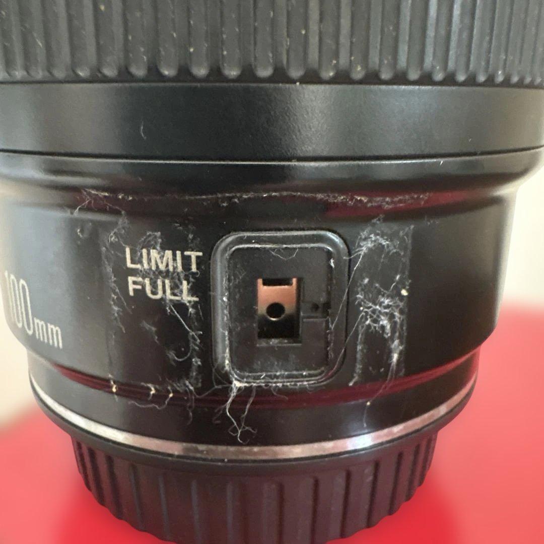CANON EF 100mm f/2.8 MACRO レンズ