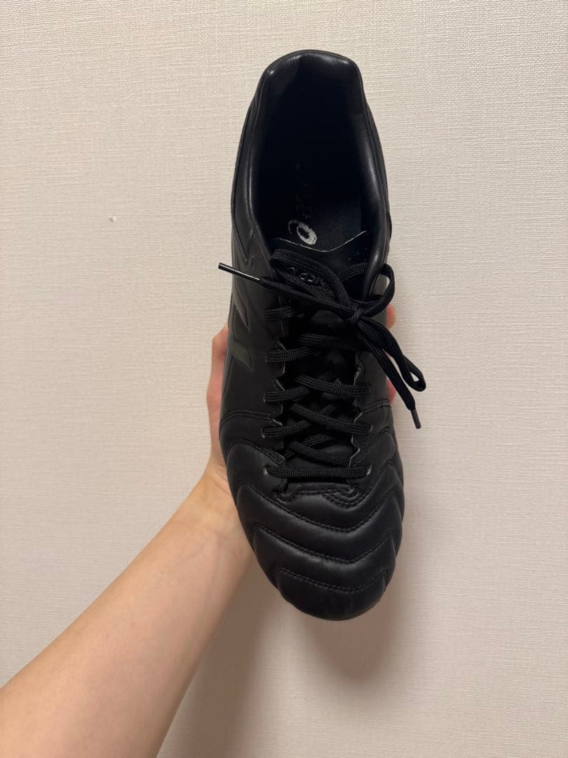 ASICS ブラック スパイクシューズ