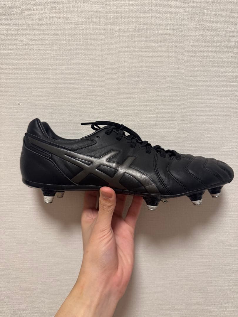 ASICS ブラック スパイクシューズ