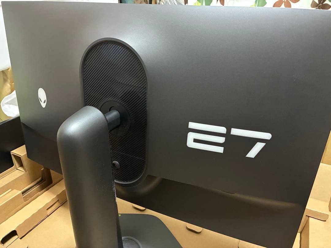 dell alienware aw2725qf 27インチ ゲーミングモニター