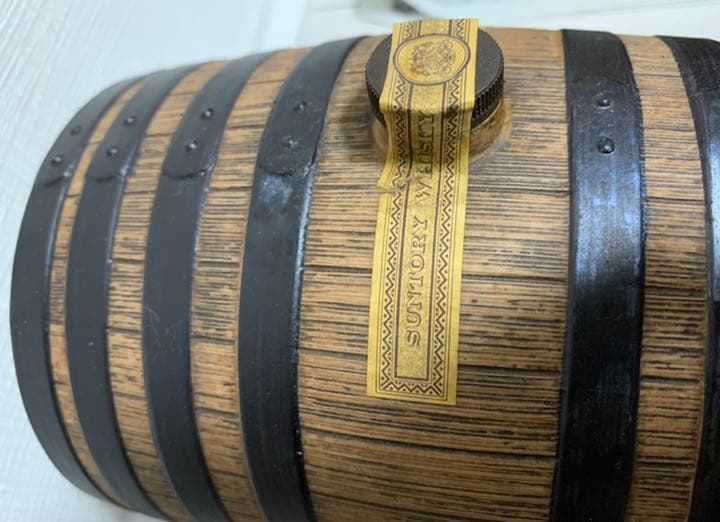 サントリー ウイスキー ローヤル【樽】ウイスキー特級〈従価〉おまけ付き