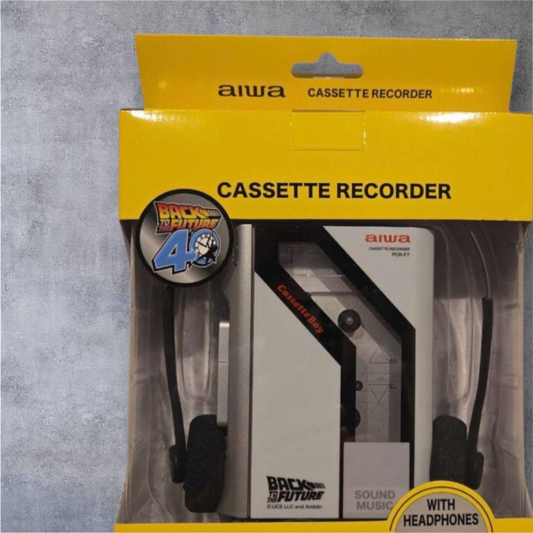 新品未開封 バック・トゥ・ザ・フューチャーのコラボ商品、カセットプレイヤー限定品