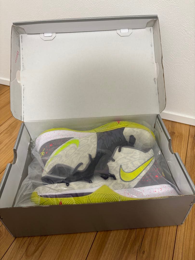 ナイキ　バスケットボールシューズ　カイリー 5EP 28センチ　kylie