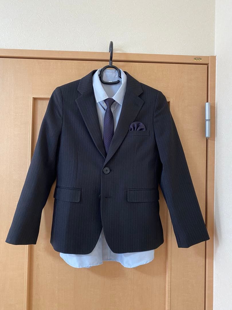 男児用スーツ　140cm　結婚式等お祝い事、発表会等用