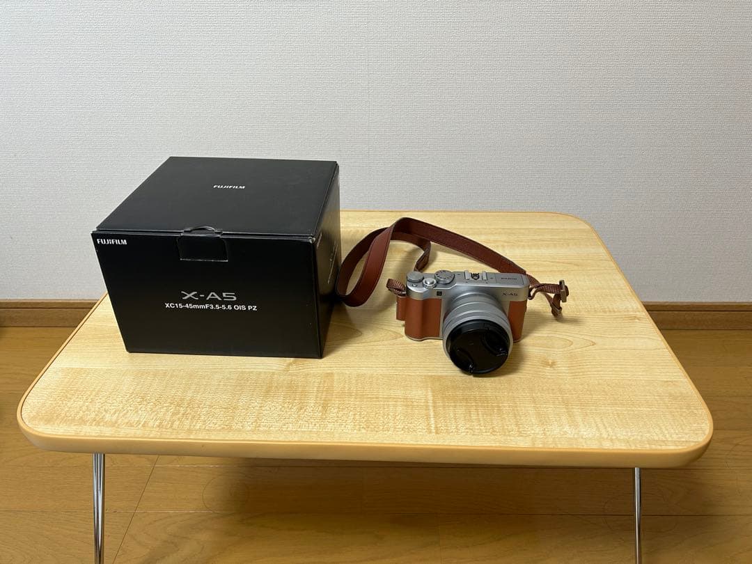 Fujifilm X-A5 ブラウン レンズキット(おまけ付き)