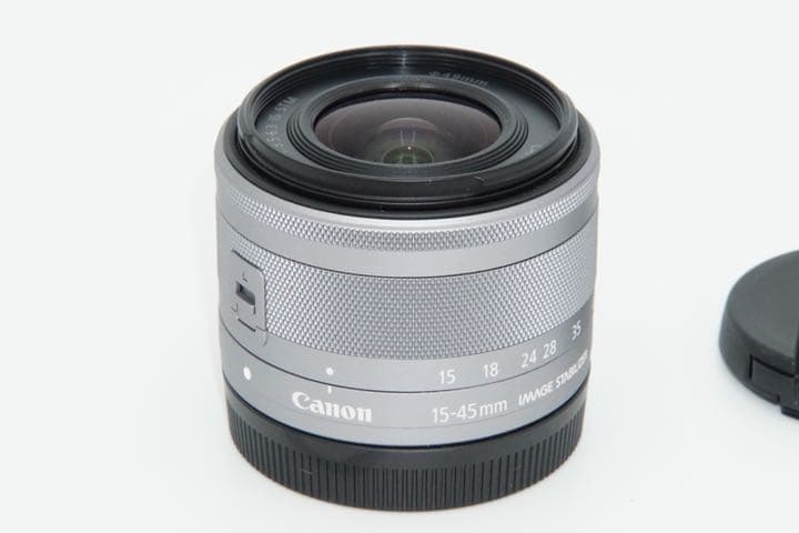 Canon EF-M15-45F3.5-6.3 IS STM シルバー