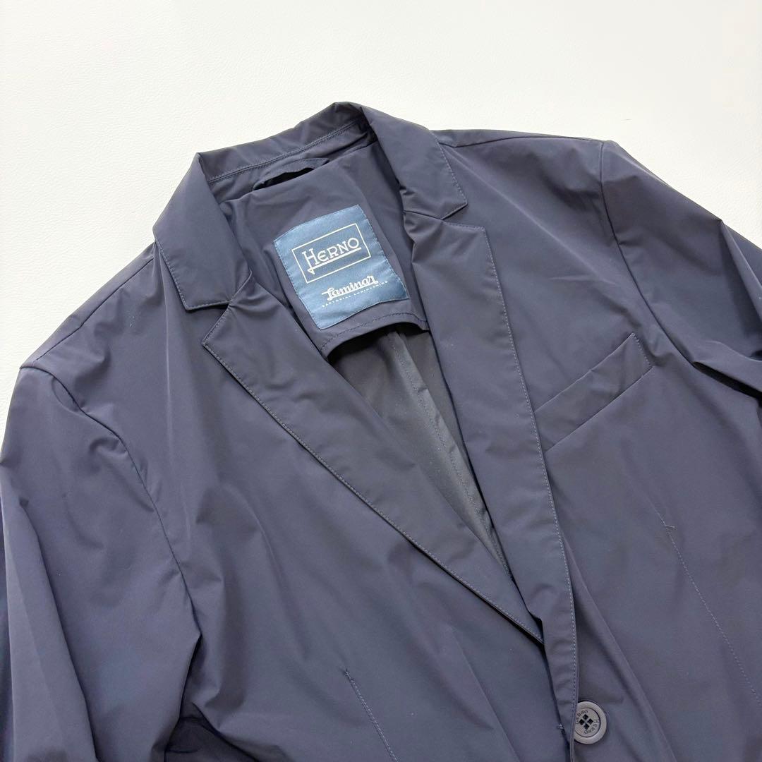ヘルノ ラミナー 2024SS ネイビー テーラードジャケット 雑誌掲載