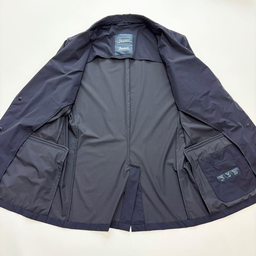 ヘルノ ラミナー 2024SS ネイビー テーラードジャケット 雑誌掲載