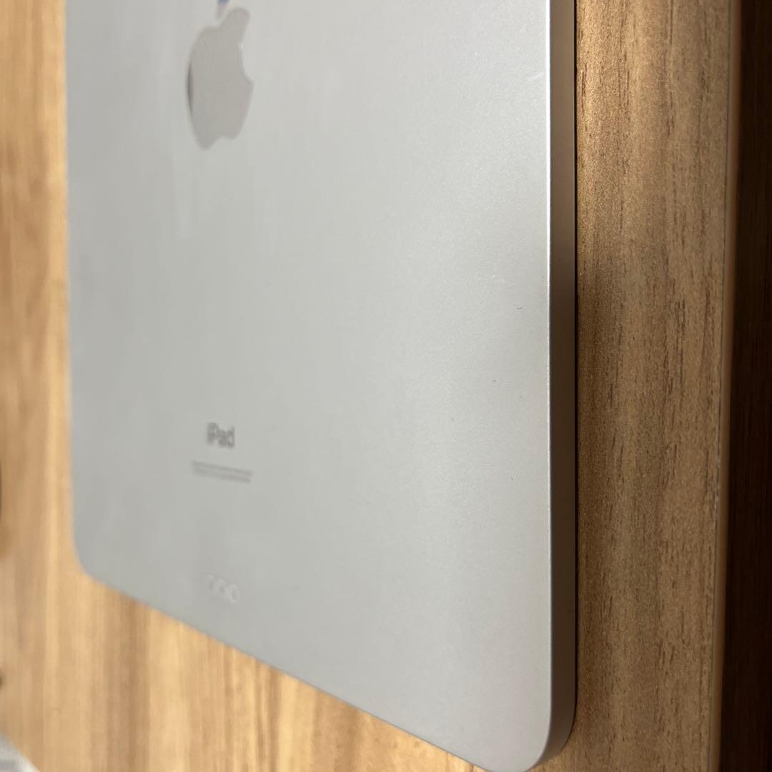 りゅ iPad Pro 第2世代11inch128GB刻印ありシルバー