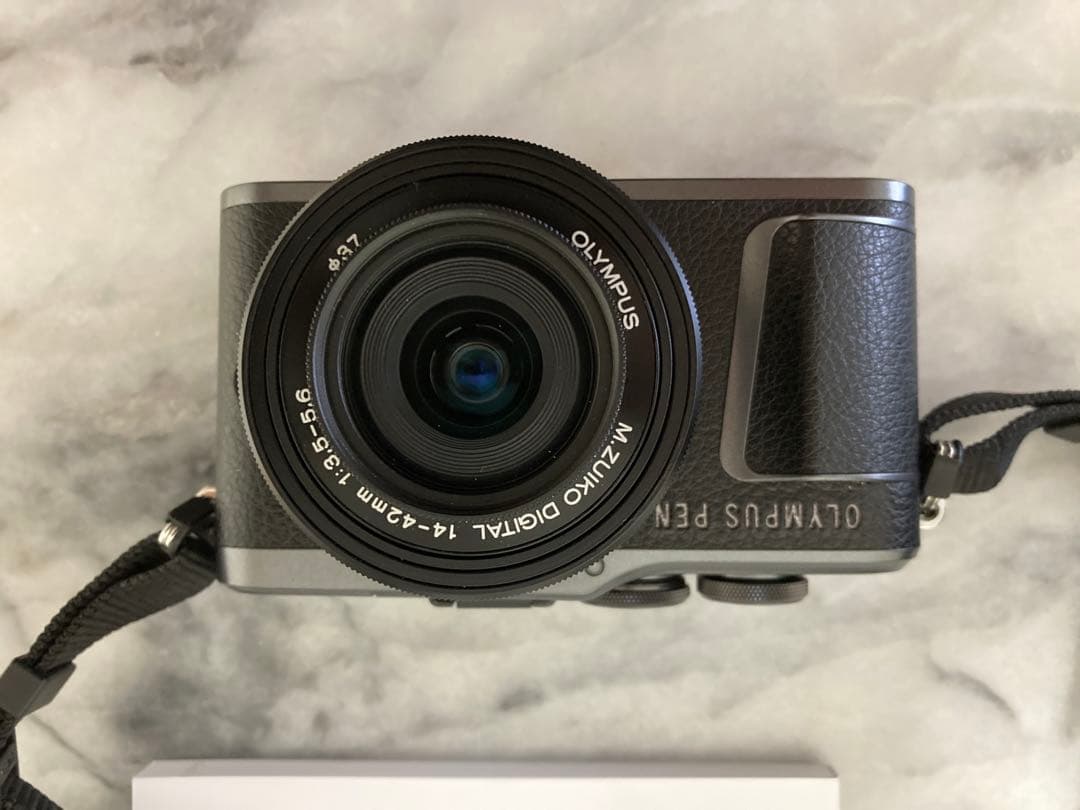 美品セットOLYMPUS オリンパス ミラーレス一眼カメラ PEN E-PL10