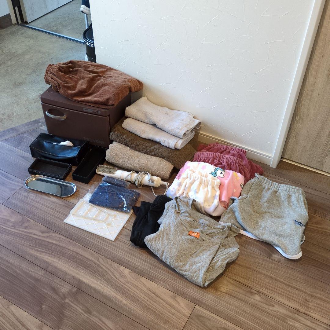 タオルウォーマーとサロン備品セット