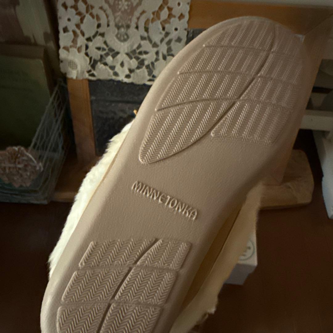 【美品】MINNETONKA　モカシン　ムートンミネトンカ24