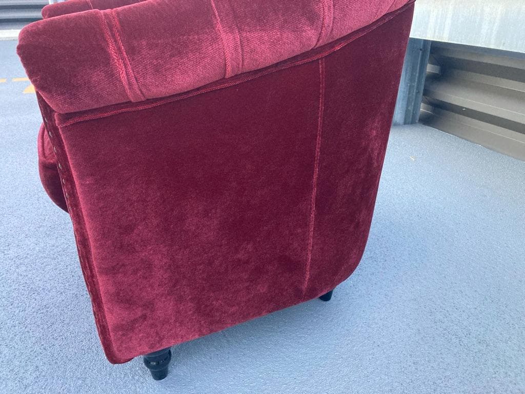 ヴィンセント　チェスターフィールド　1人掛けソファ　ベルベット　レッド