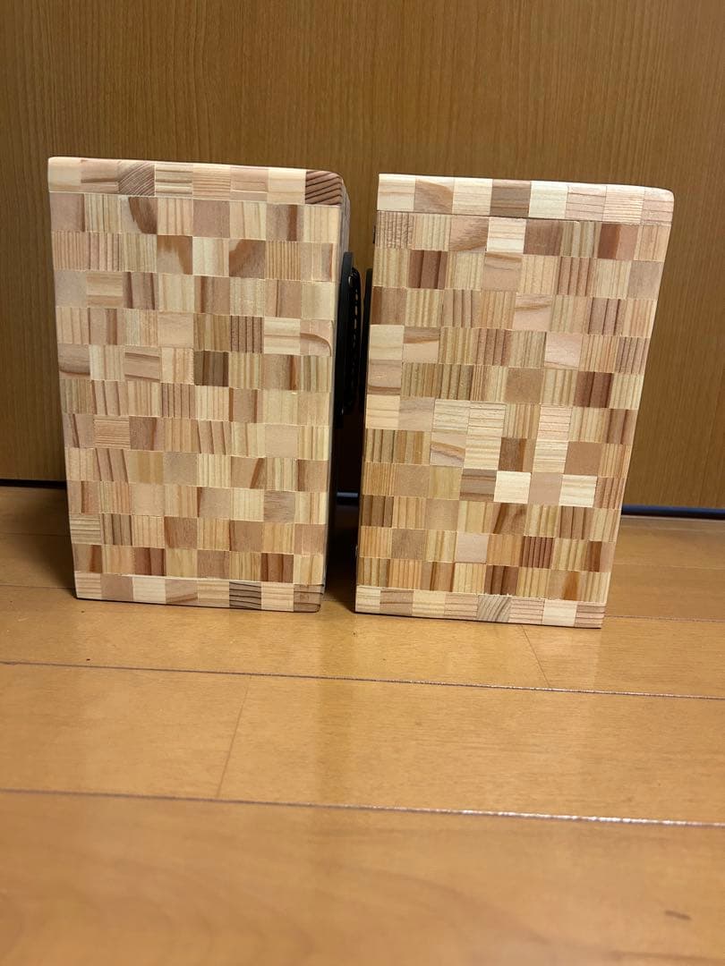 自作スピーカー 杉と桧の寄木細工