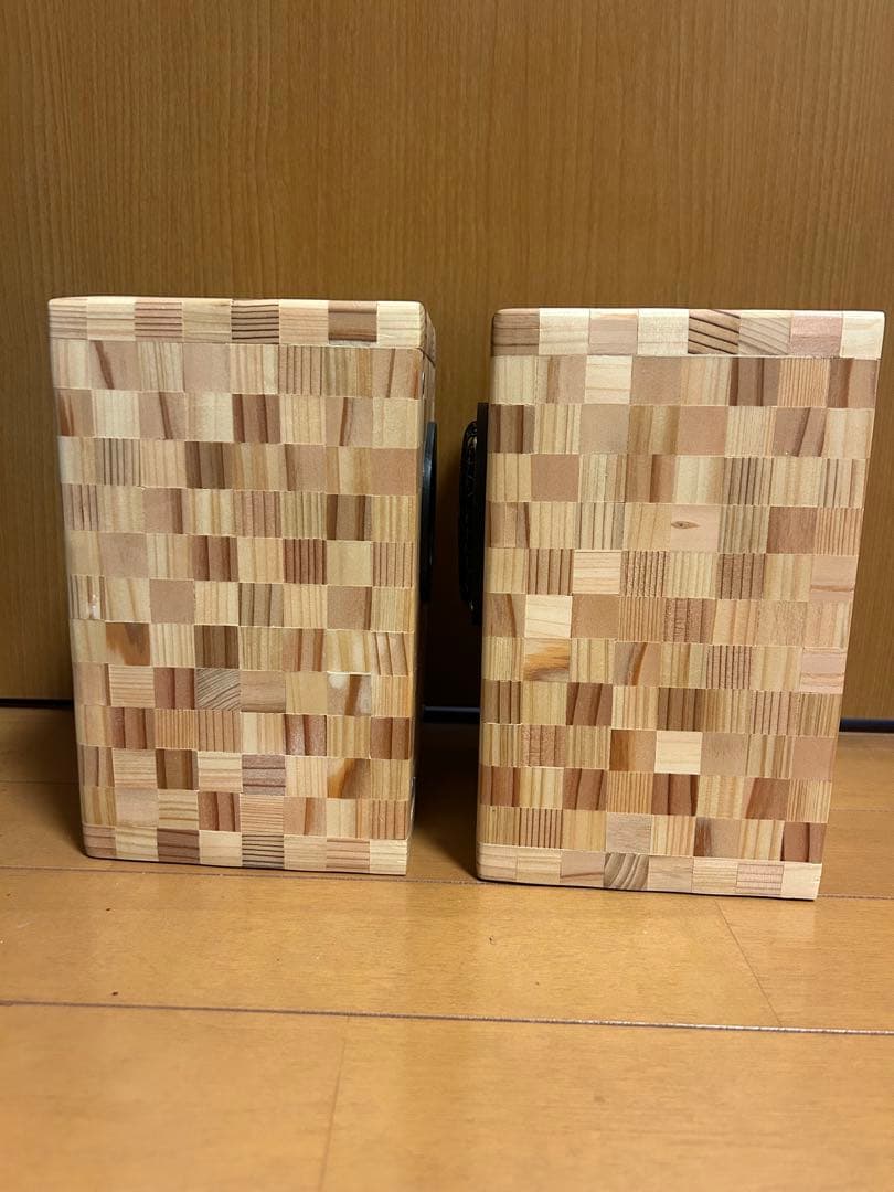 自作スピーカー 杉と桧の寄木細工