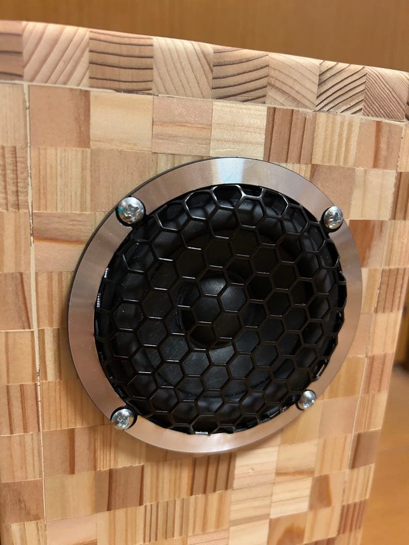 自作スピーカー 杉と桧の寄木細工