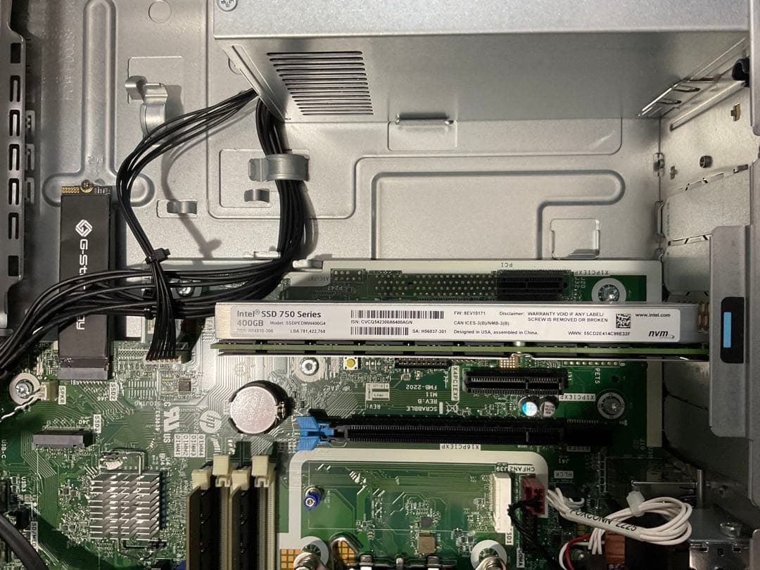 HP Z2 G9 sff 中古 i7-12700 メモリ32G SSD2400G