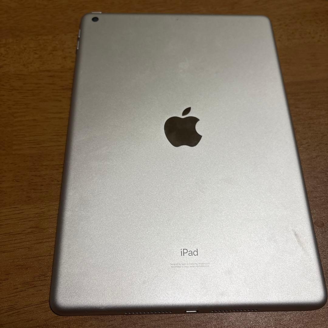 訳あり　iPad8世代32GB