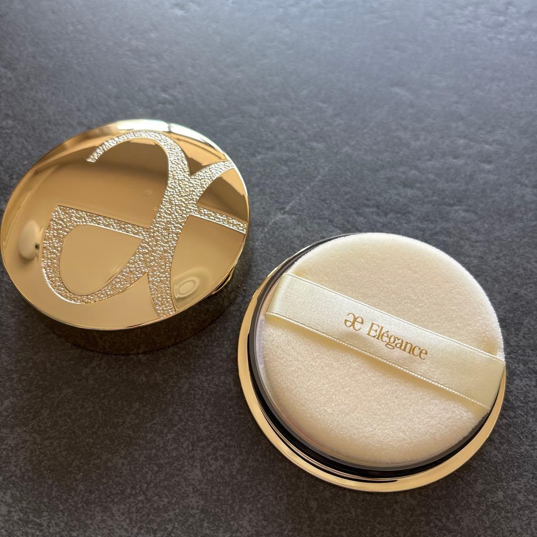 新品　Elegance プレストパウダー マルチカラー