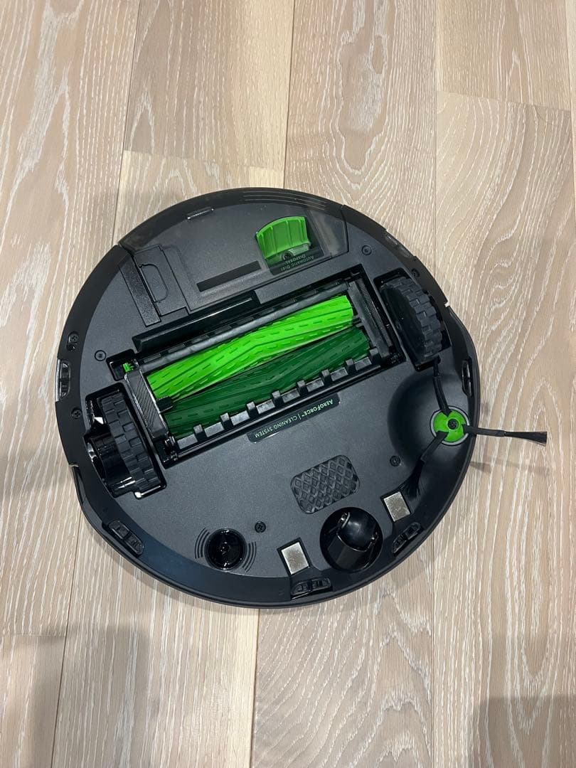 ロボット掃除機 iRobot ルンバj7+