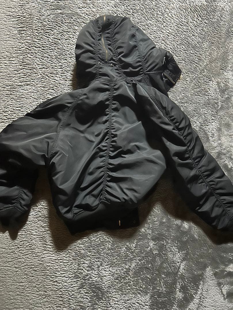 N-2Bミリタリージャケット 黒 y2k 短丈 Mサイズ