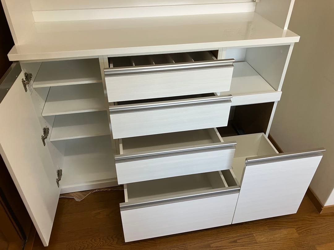 ※値下ok ニトリ組み合わせカップボード　（リガーレシリーズ）食器棚　ホワイト