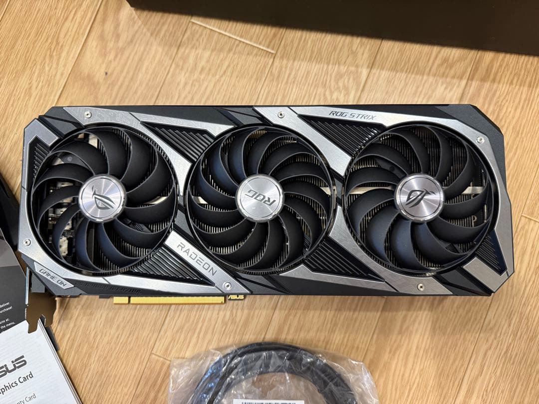 【美品】ASUS ROG STRIX RX 6700 XT 12GB