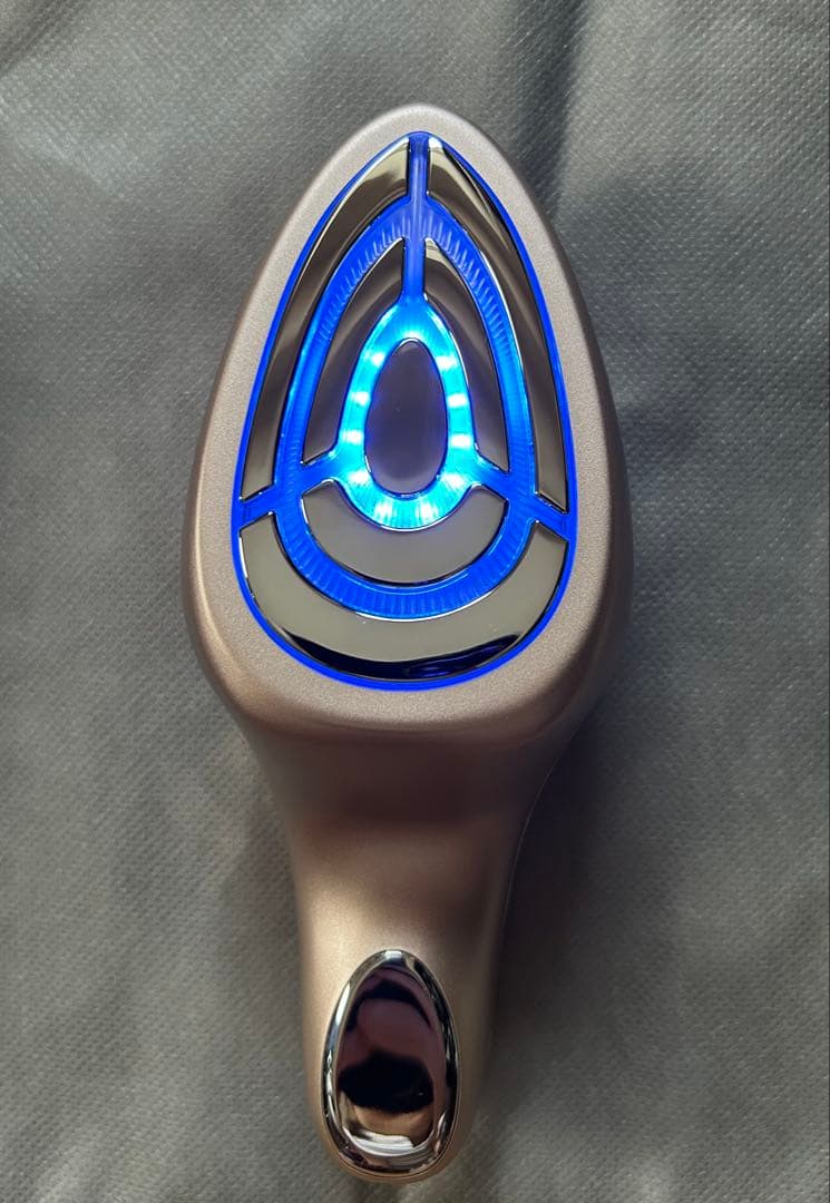 美品✨ IKKOプロデュース MEラボンエクラ 美顔器