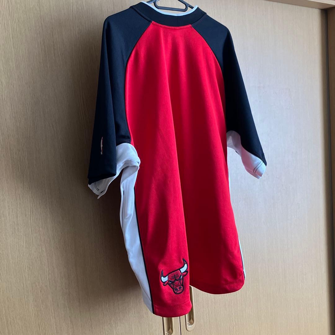 NIKE NBA シカゴ ブルズ ウォームアップシャツ ジャージ Mサイズ