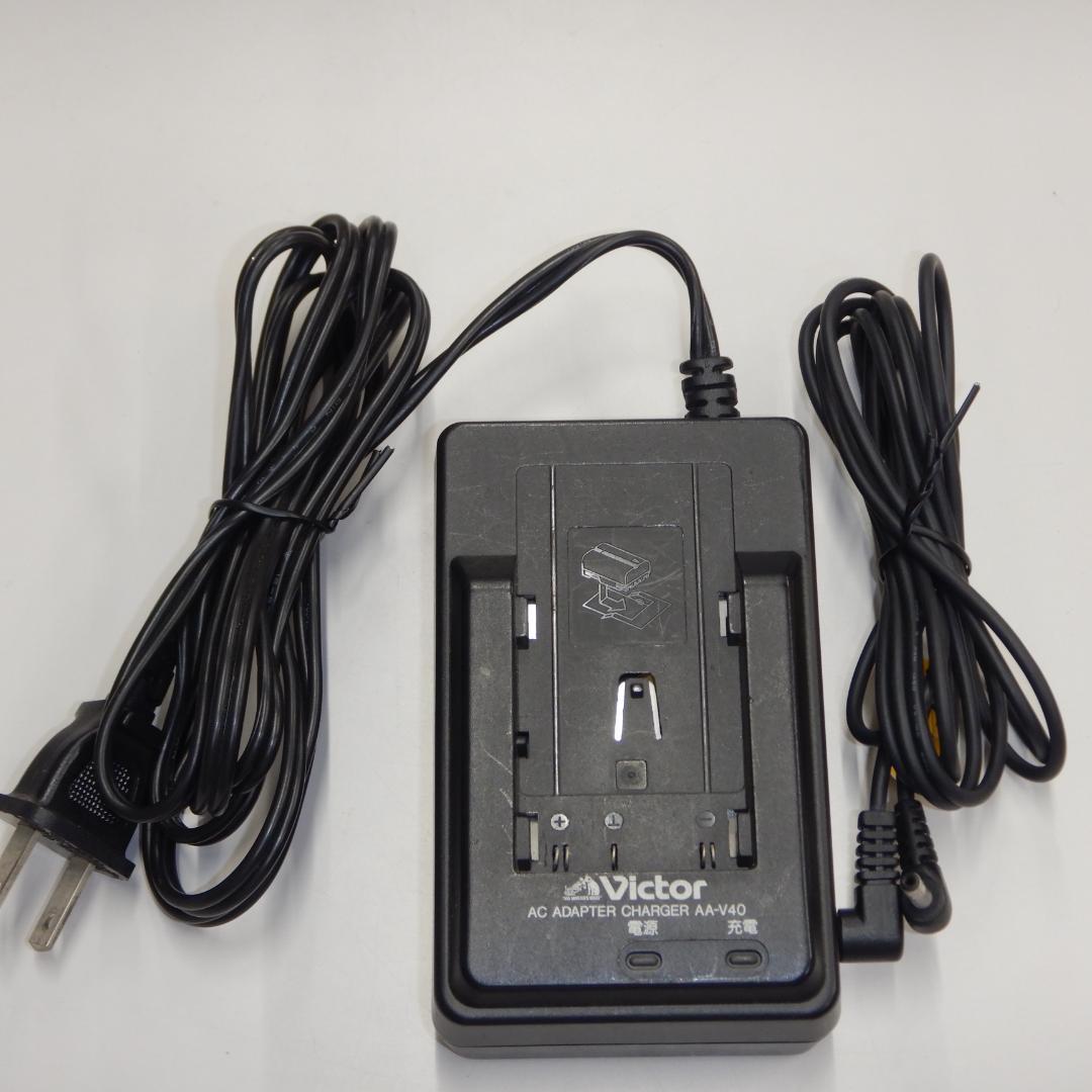 Victor　ACアダプター　中古品　F2122