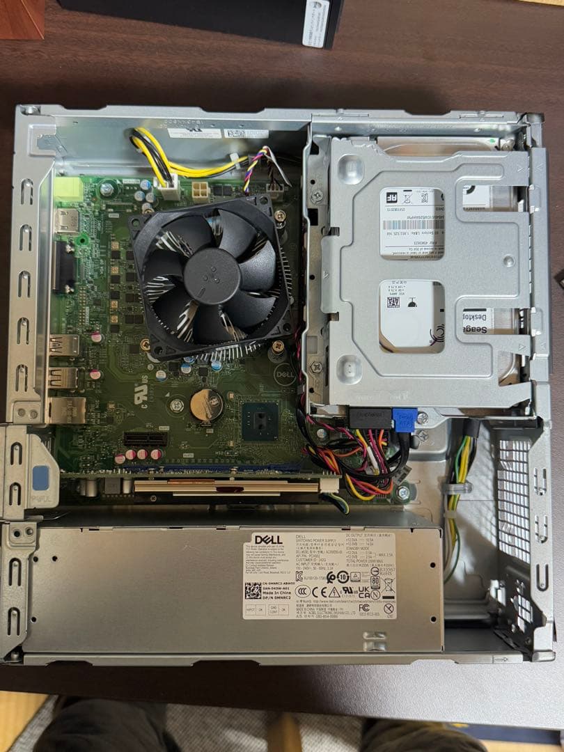 n*v様 Dell Vostro 3681 i3-10100F Radeon R