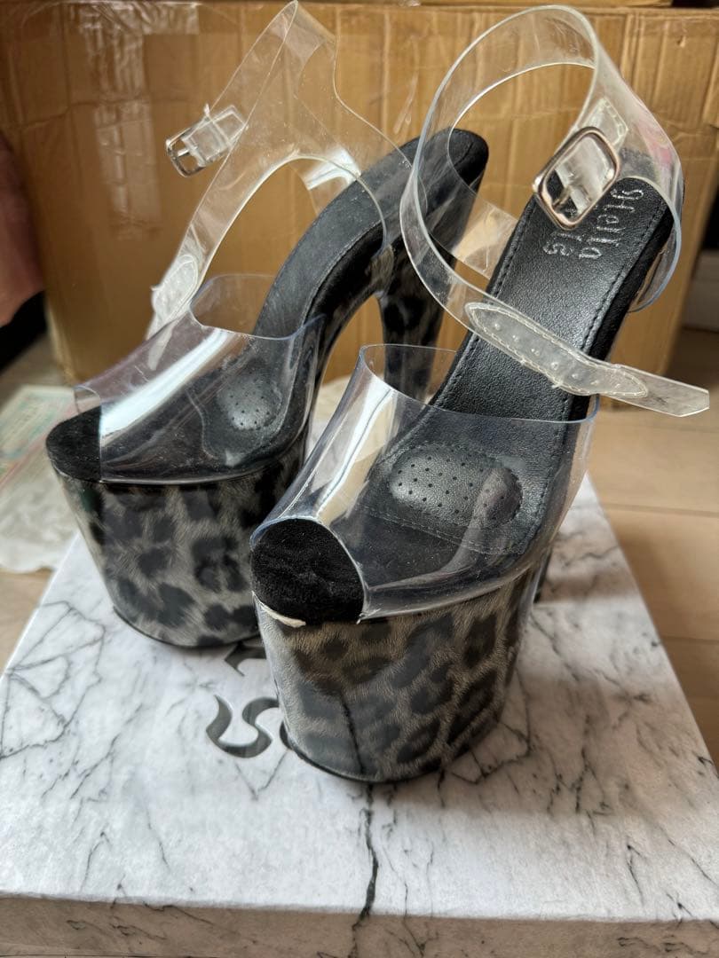 専用　ヘラヒール　ピンク ヘビ柄 、ベージュ、スノーレオパード