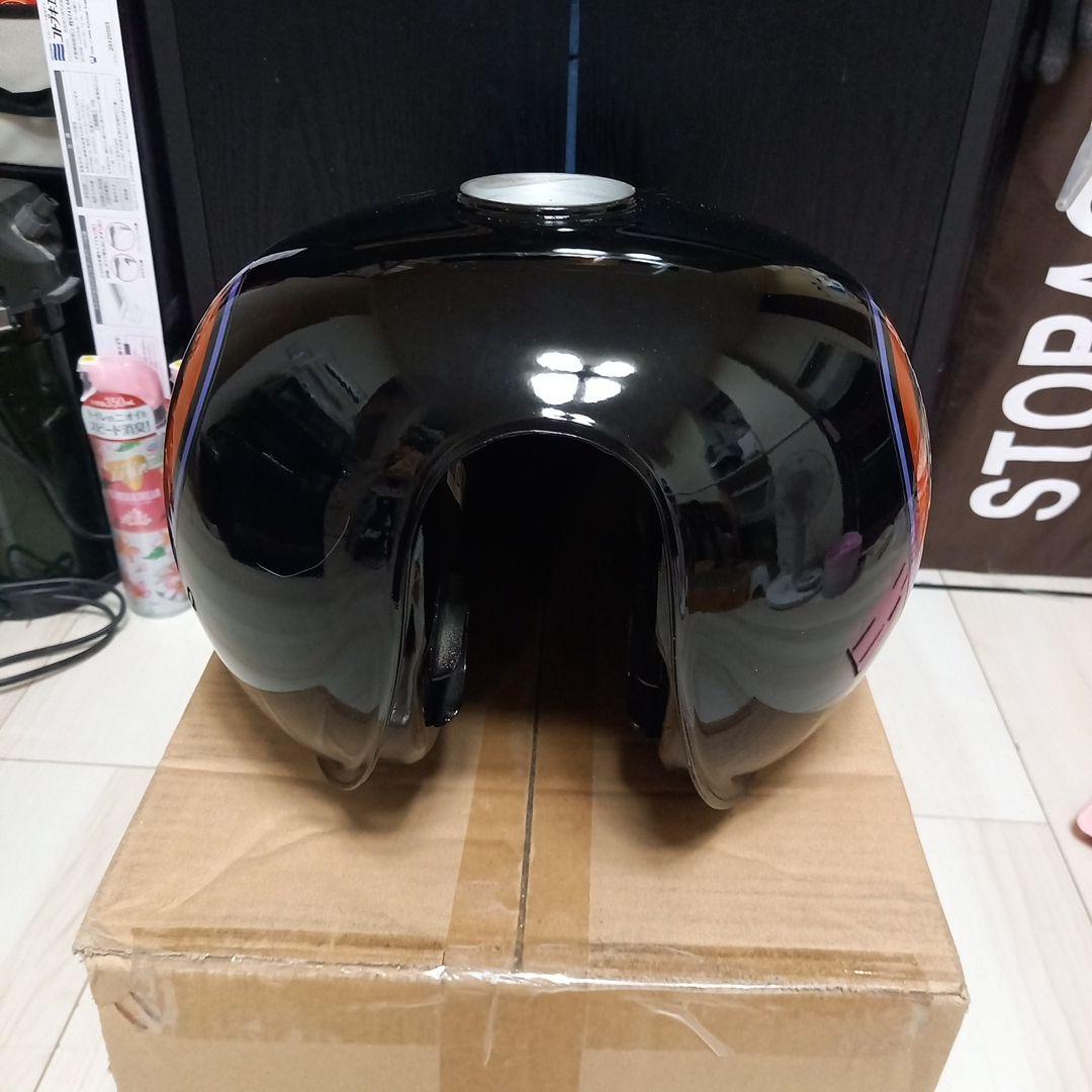 スズキ　純正GN125　2F　ガソリンタンク　未使用品