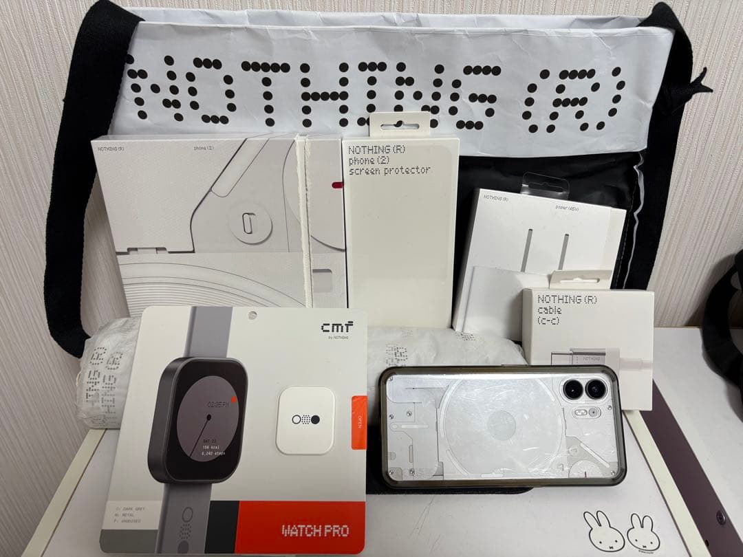 【美品】Nothing Phone (2) 256GB simフリー　ホワイト