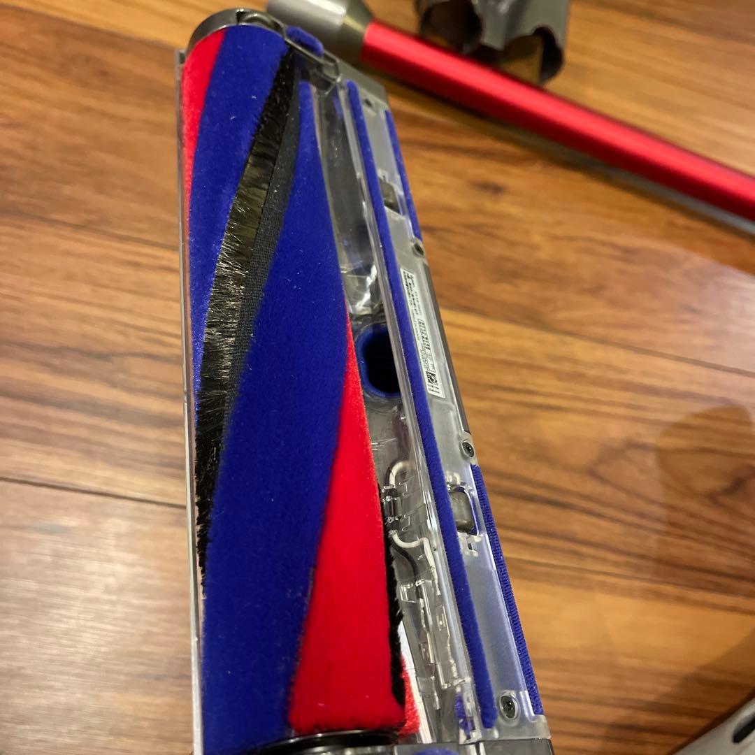 使用回数少 dyson ダイソン SV10K v8 slim fluffy