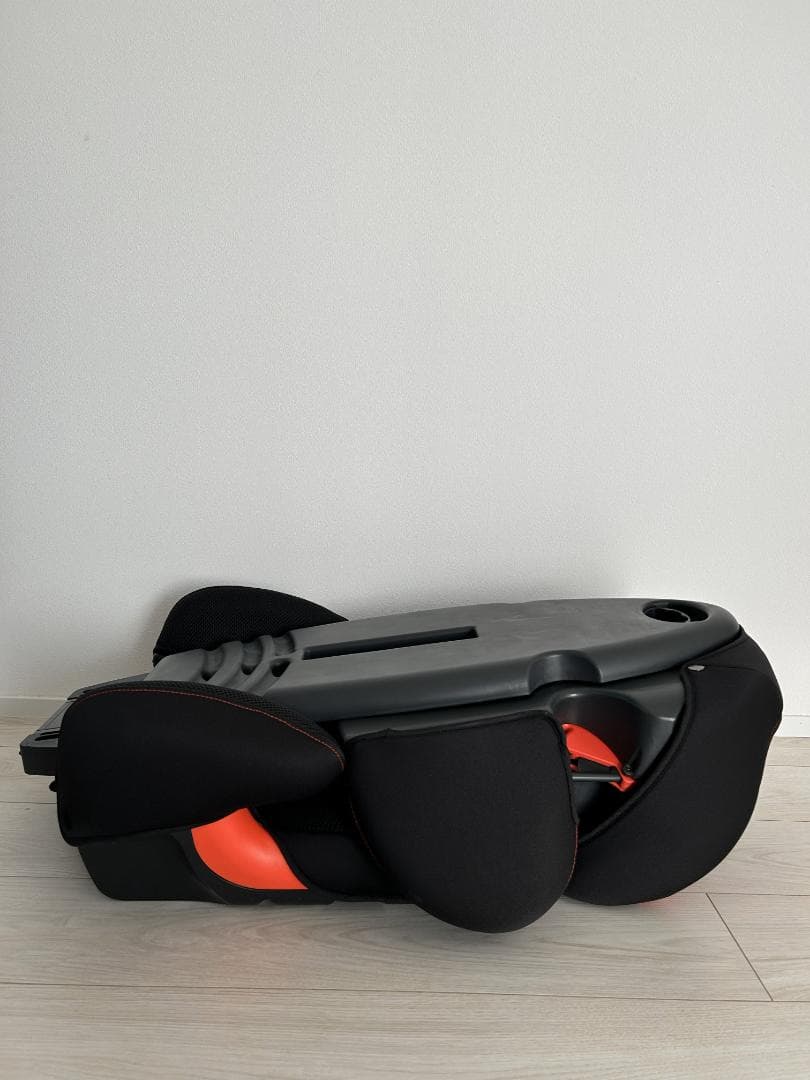 ジュニアシート　ISOFIX　ジョイソン・セイフティ・システムズ