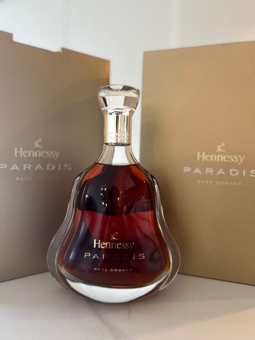 Hennessy Paradis コニャック 750ml