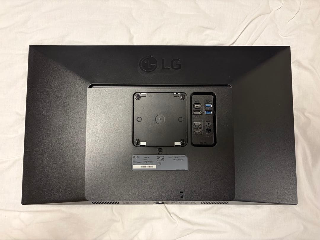 【LG】27UN880-B 27インチ 4Kモニター