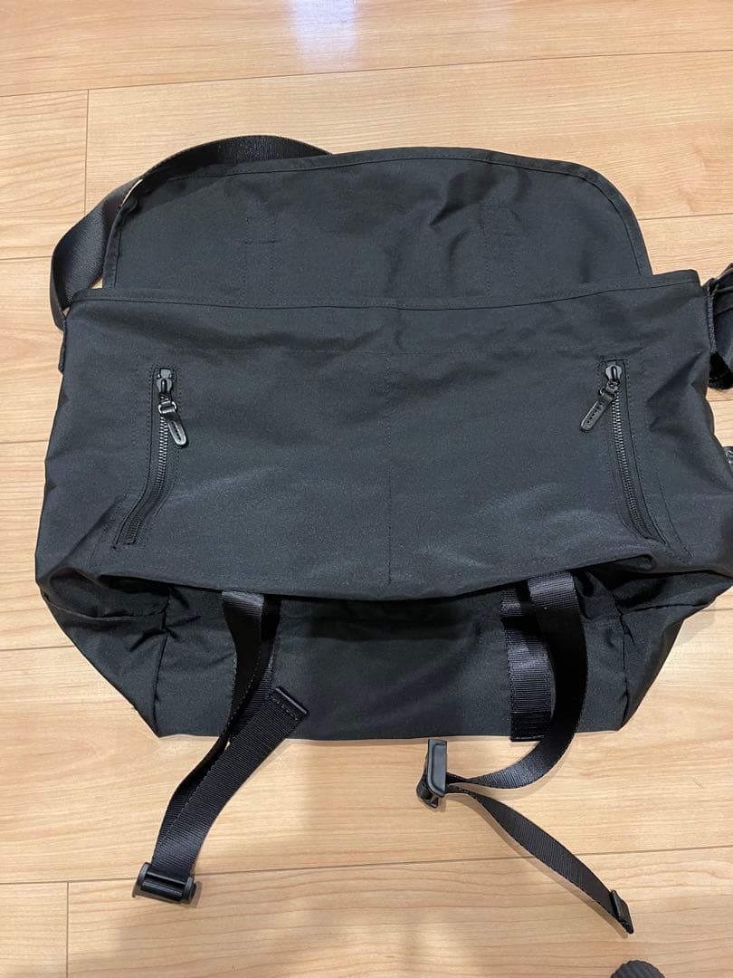 AMIACALVA MESSENGER BAG シンゾーン