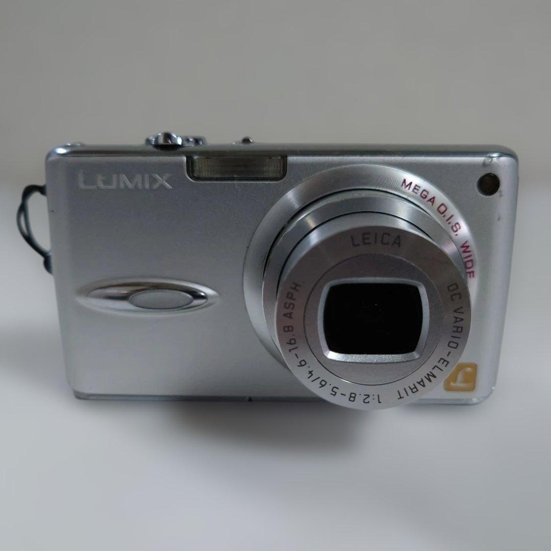 Panasonic DMC-FX01 デジカメ　デジタルカメラ　LUMIX