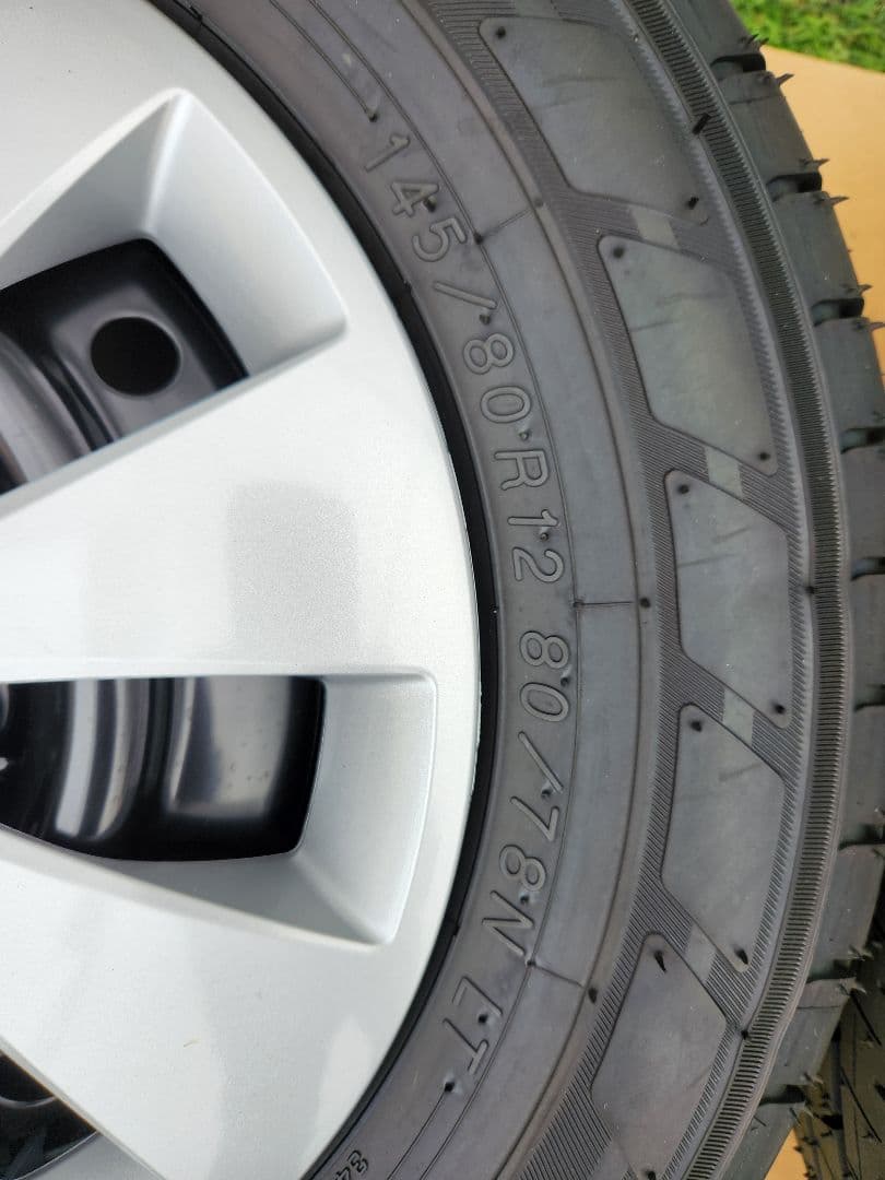 エブリィDA17V新車外し 12インチ タイヤホイールセット