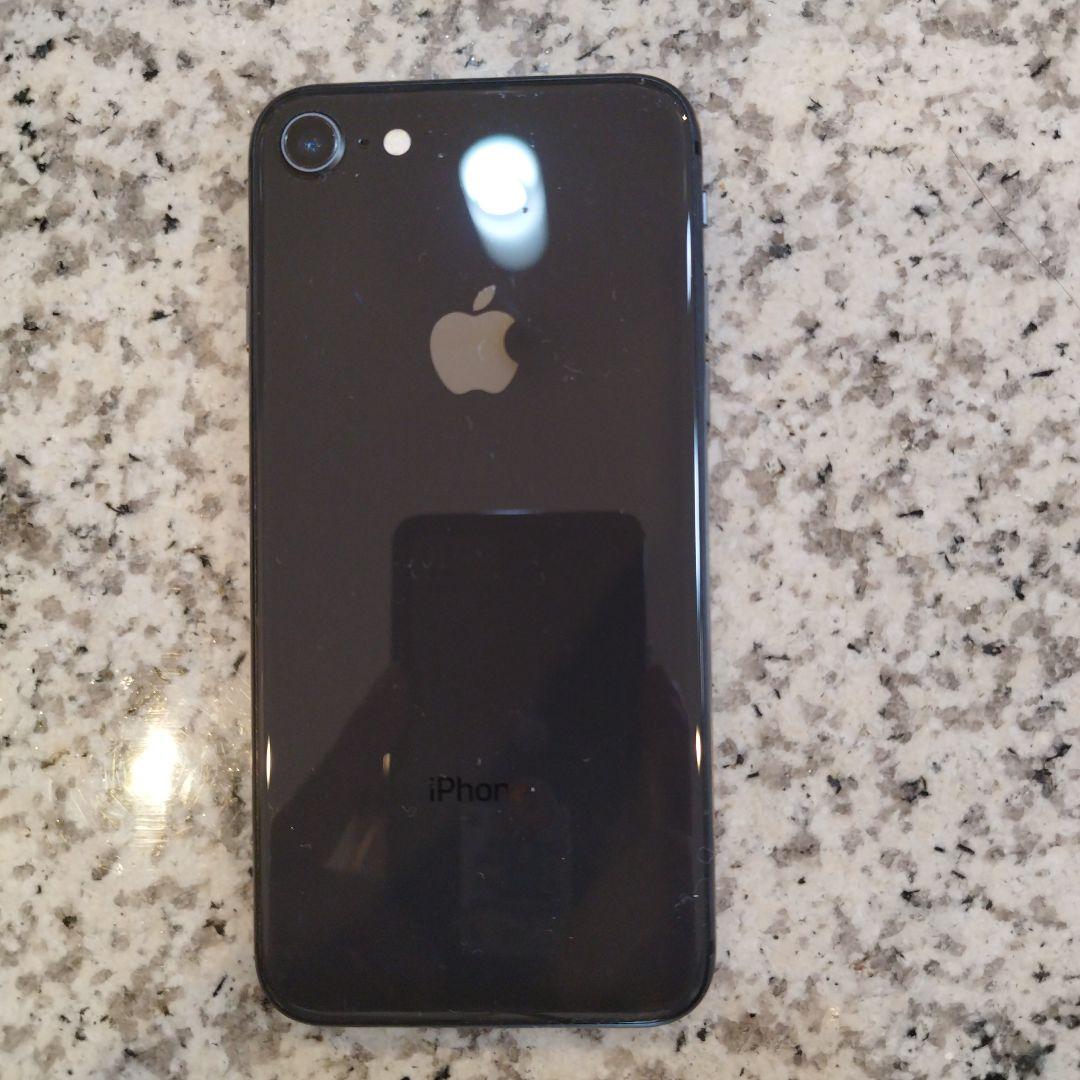Apple iPhone 8 スペースグレー 本体　美品　SIMフリー