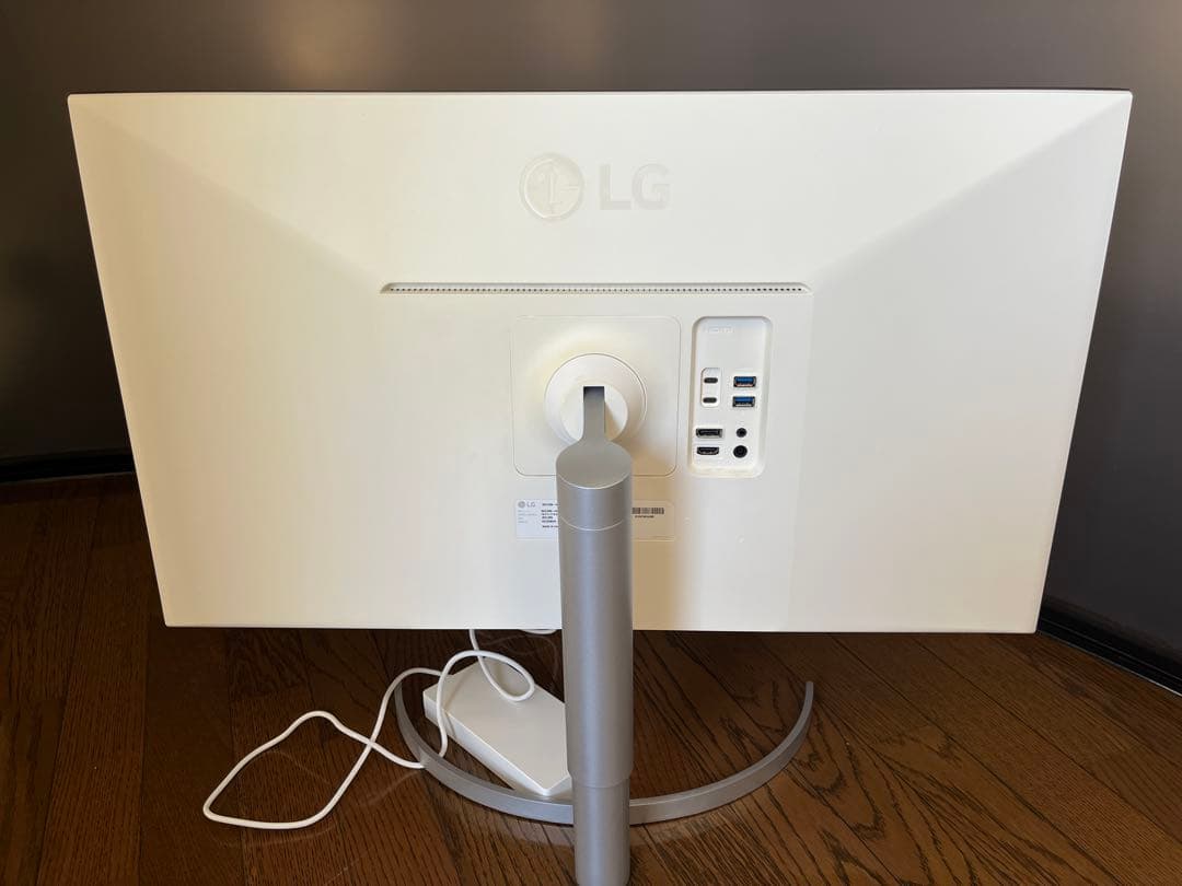 LG 4Kモニター UltraFine Display 32UL950-W