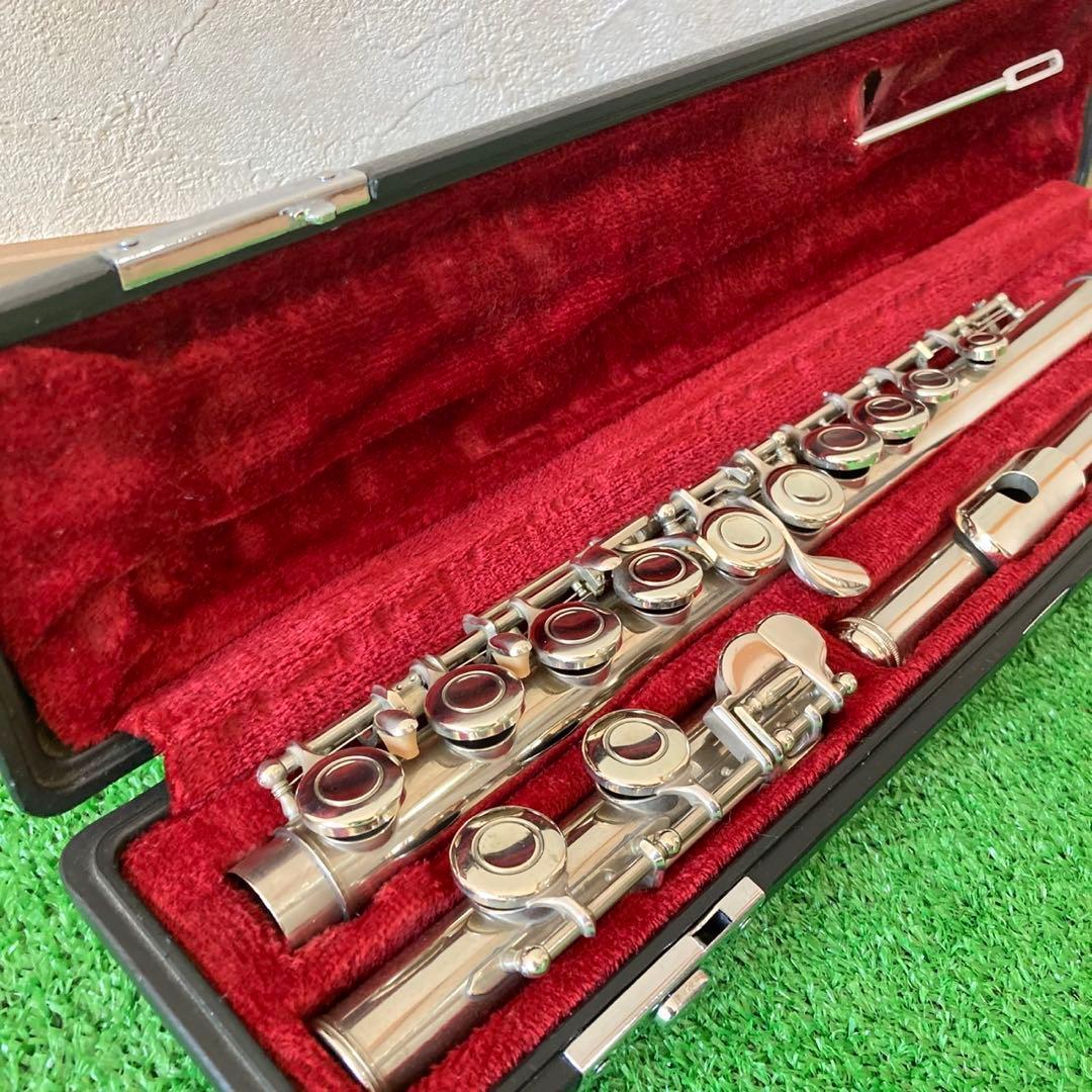 YAMAHA ヤマハ フルート　YFL211 Eメカ付き