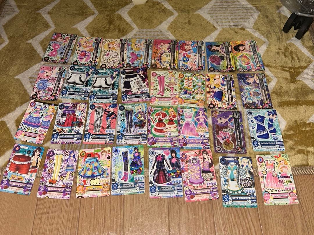 アイカツカード まとめ売り 106枚 限定スリーブ9枚付き