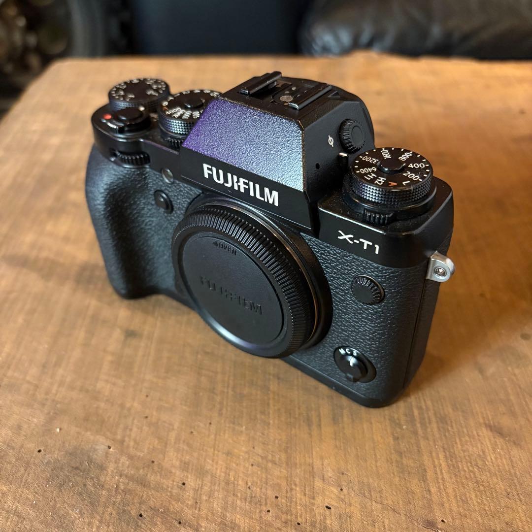 FUJIFILM X-T1 ミラーレスカメラ 本体