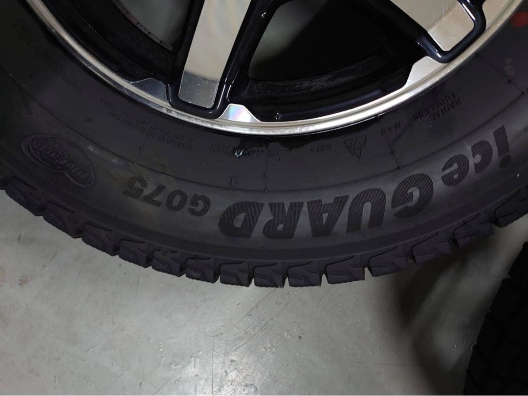 ジムニーシエラスタッドレス ホイル195/80/15