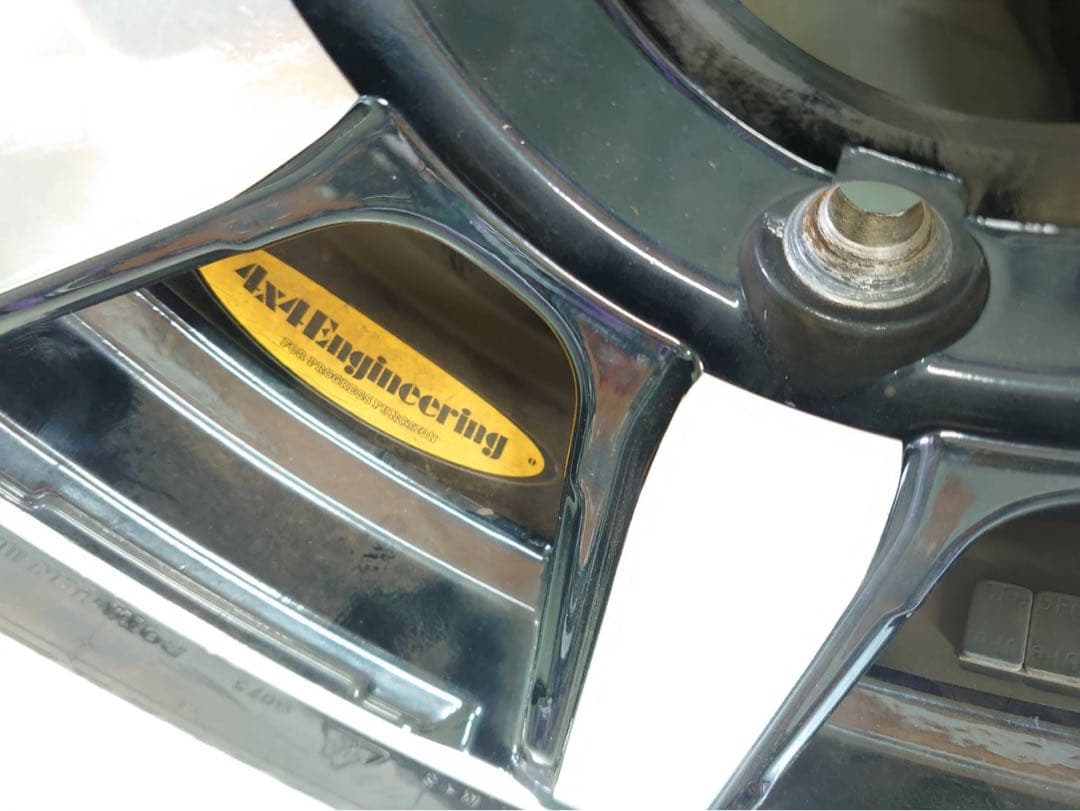 ジムニーシエラスタッドレス ホイル195/80/15